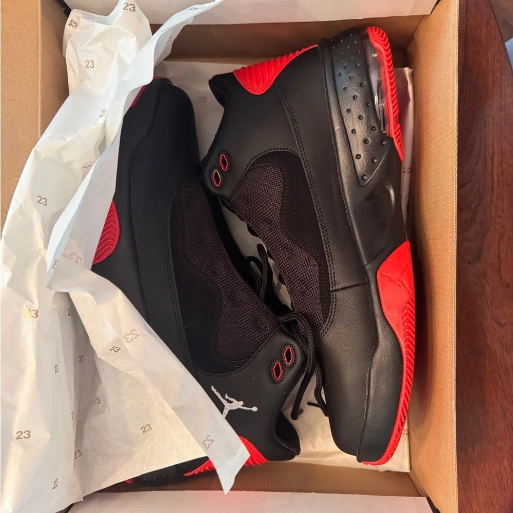 Jordan Max Aura 2
